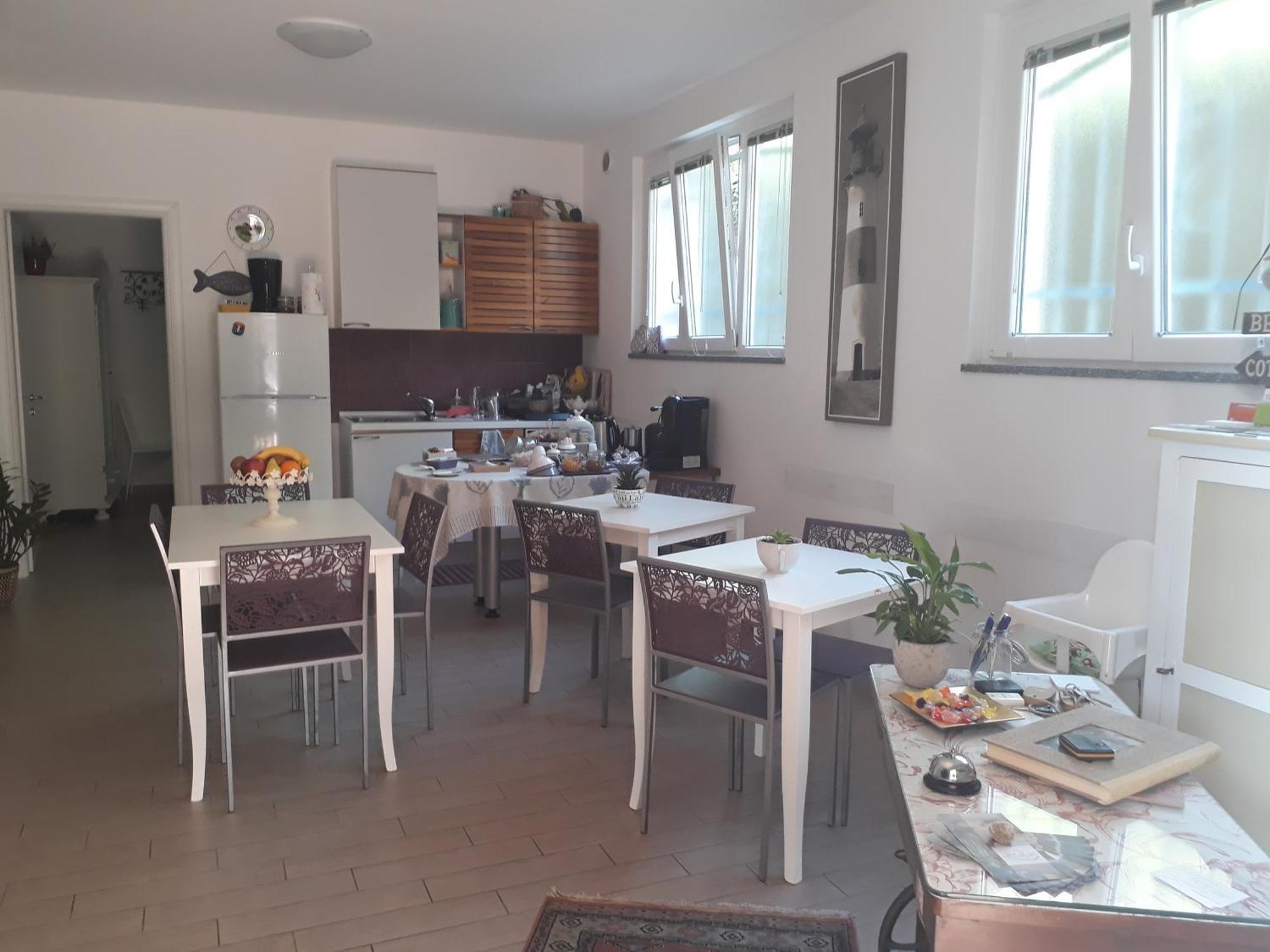 B&B Ai Tre Archi Споторно Екстериор снимка