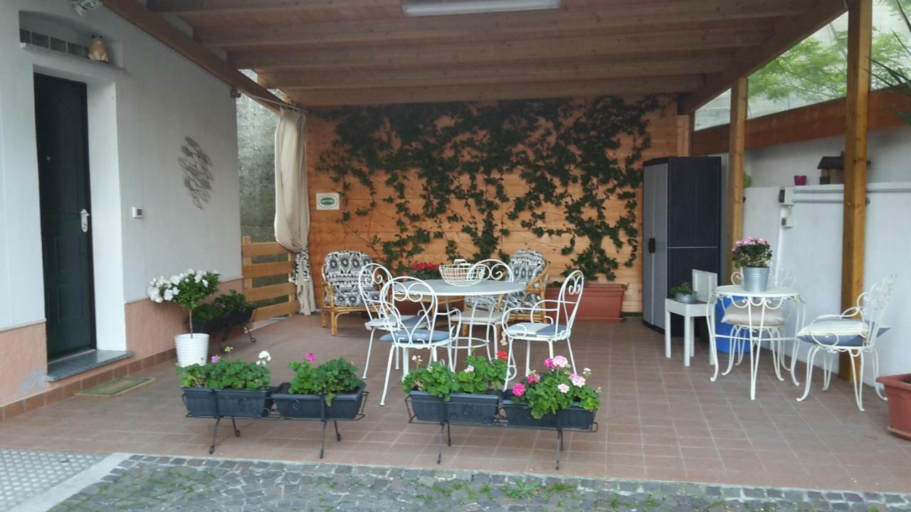 B&B Ai Tre Archi Споторно Екстериор снимка