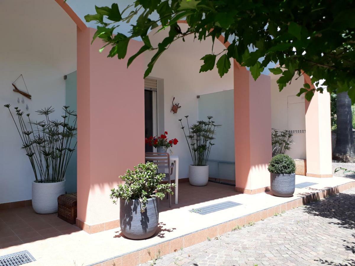 B&B Ai Tre Archi Споторно Екстериор снимка